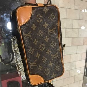 Louis Vuitton Marly Pochette